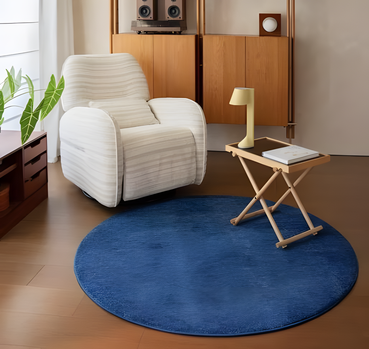 Medieval Style Blue Round Washable Bedroom Rug
